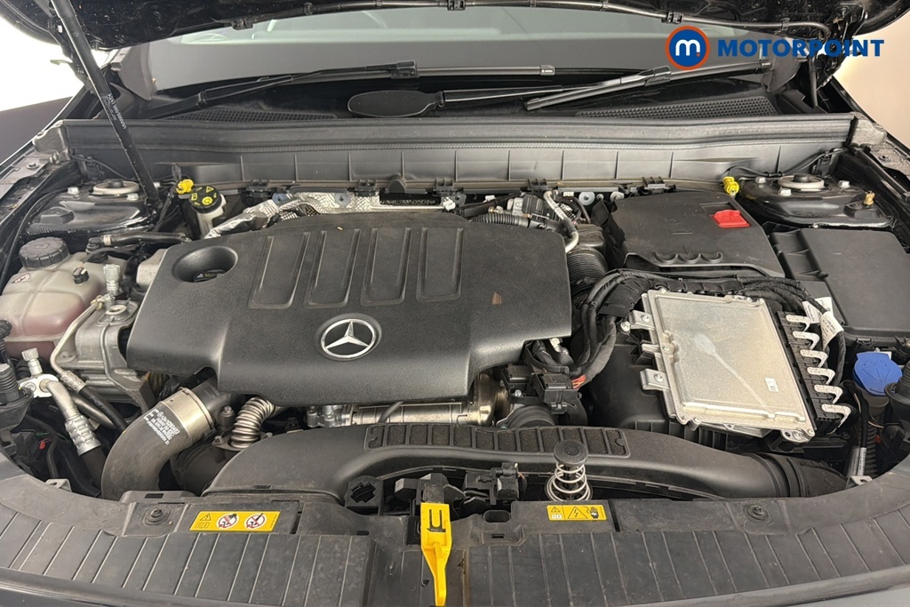 Mercedes-Benz GLB Class Glb 200 Amg Line Executive 7G-tronic Silver #40