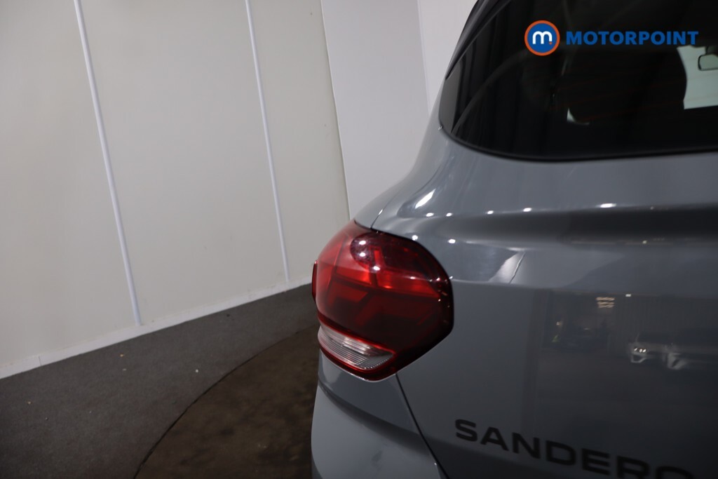 Dacia Sandero 1.0 Comfort Tce 90 White #32