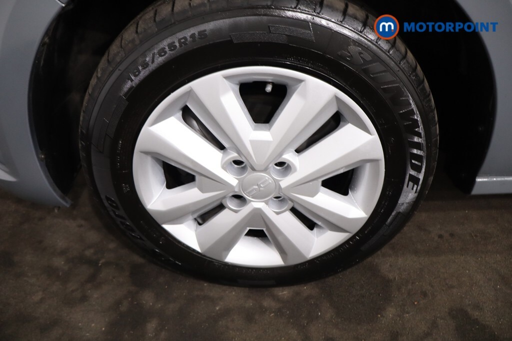 Dacia Sandero 1.0 Comfort Tce 90 White #16