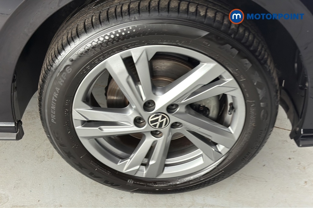 Volkswagen Polo Match Black #33