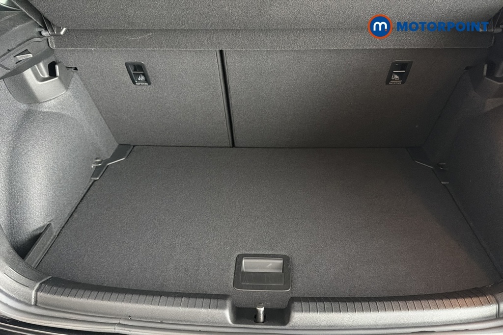 Volkswagen Polo Match Black #24