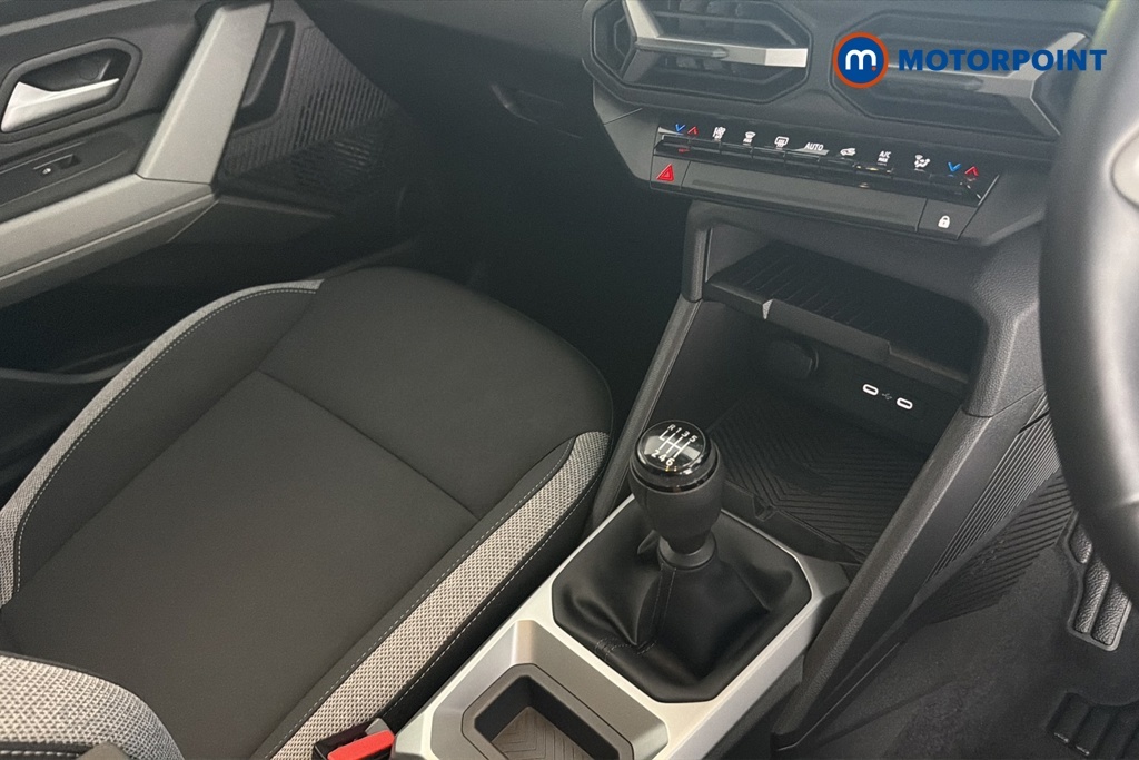 Dacia Bigster 1.8 Hybrid 155 Journey White #19