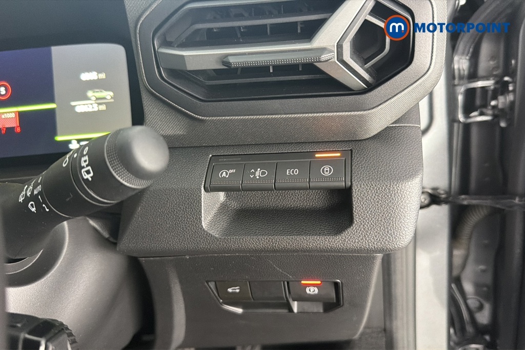 Dacia Bigster 1.8 Hybrid 155 Journey White #16