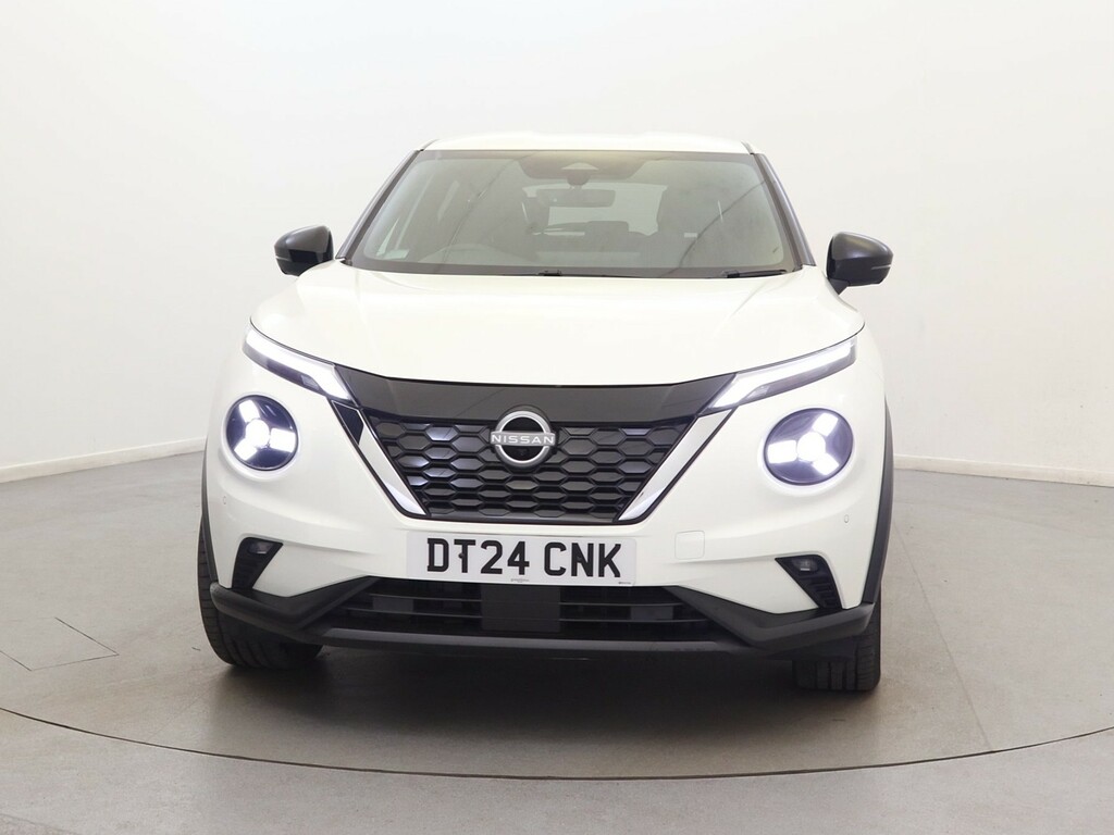 Nissan Juke 1.6 Hybrid Tekna DT24CNK White #2