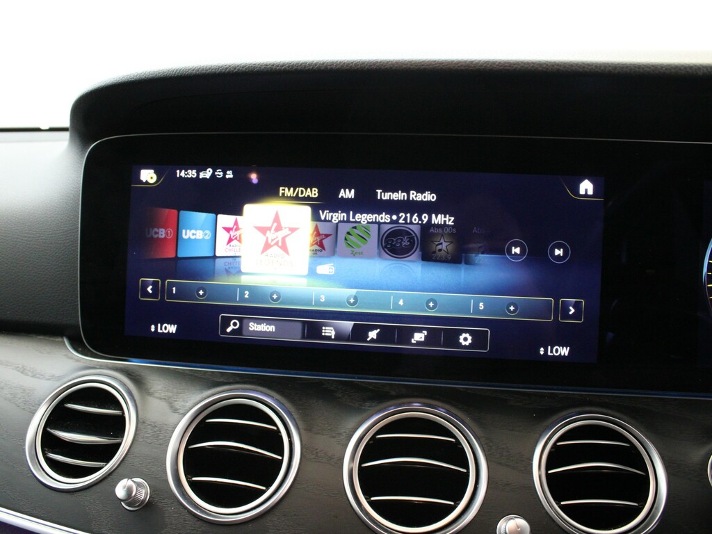 Jaguar XE R-dynamic Hse  #25