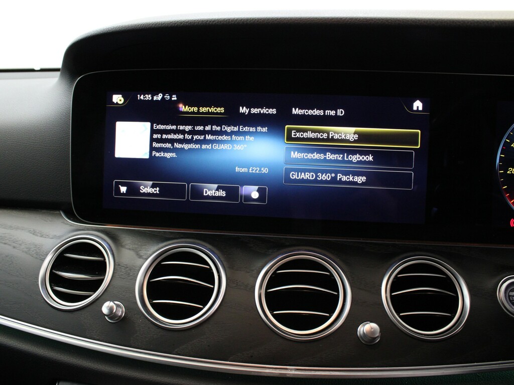 Jaguar XE R-dynamic Hse  #30