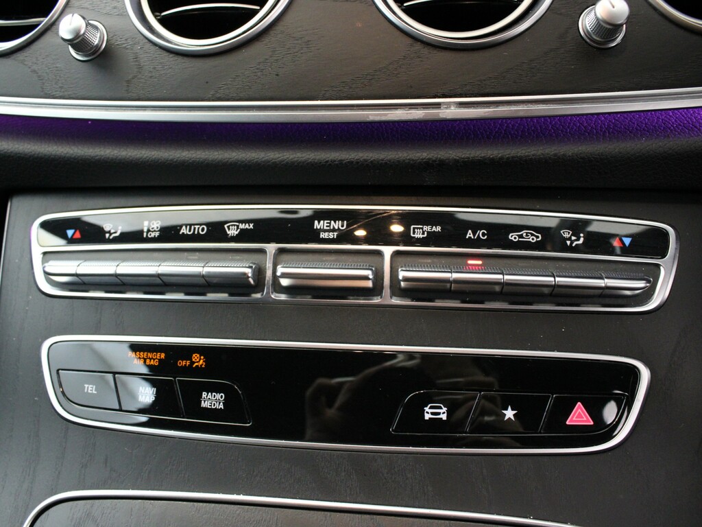 Mercedes-Benz E Class Amg Line Silver #33