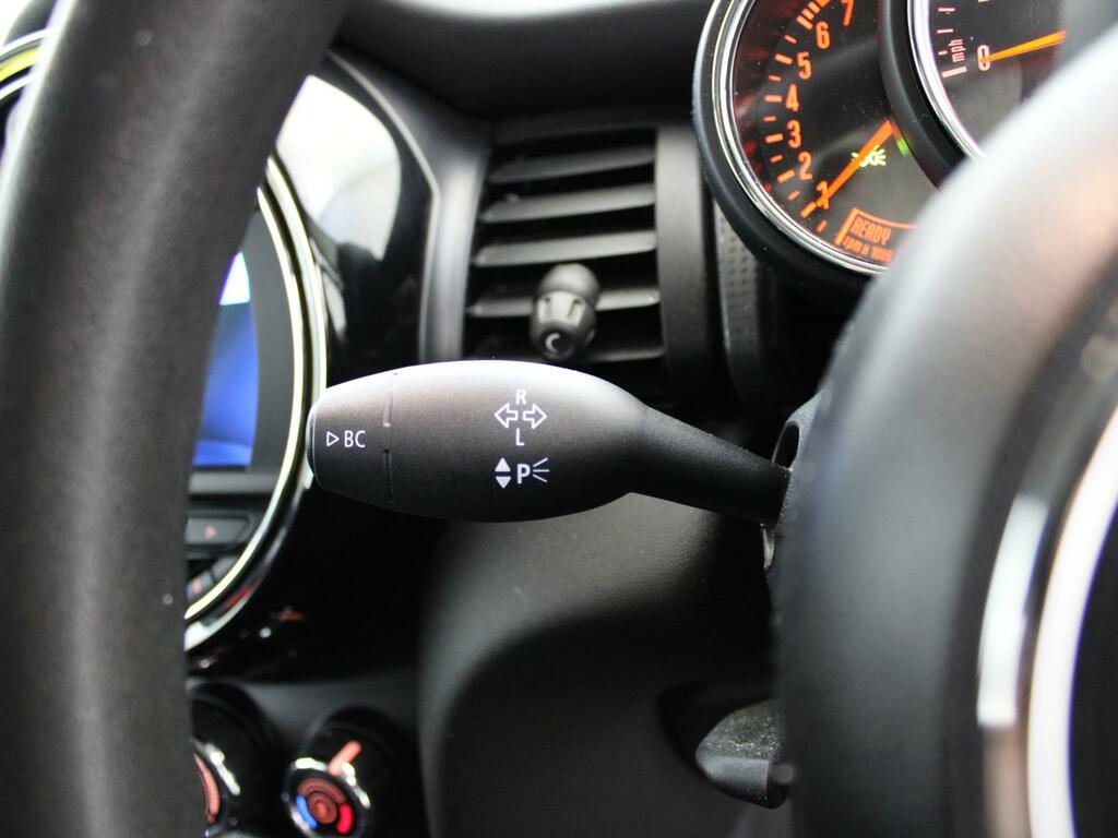 Mini Hatch 1.5 Cooper Sport Euro 6 Ss White #33