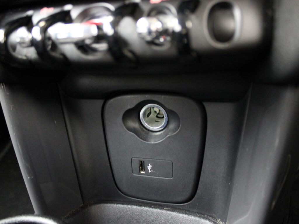 Mini Hatch 1.5 Cooper Sport Euro 6 Ss White #29