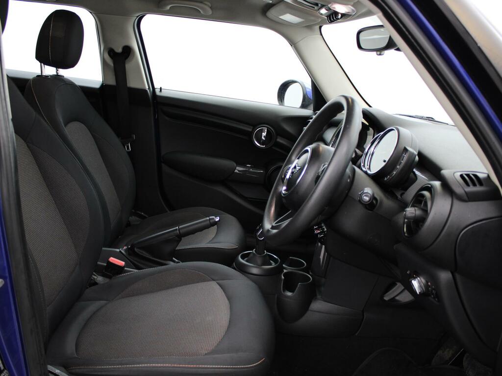 Mini Hatch 1.5 Cooper Sport Euro 6 Ss White #9