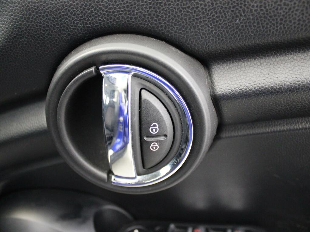 Mini Hatch 1.5 Cooper Sport Euro 6 Ss White #37