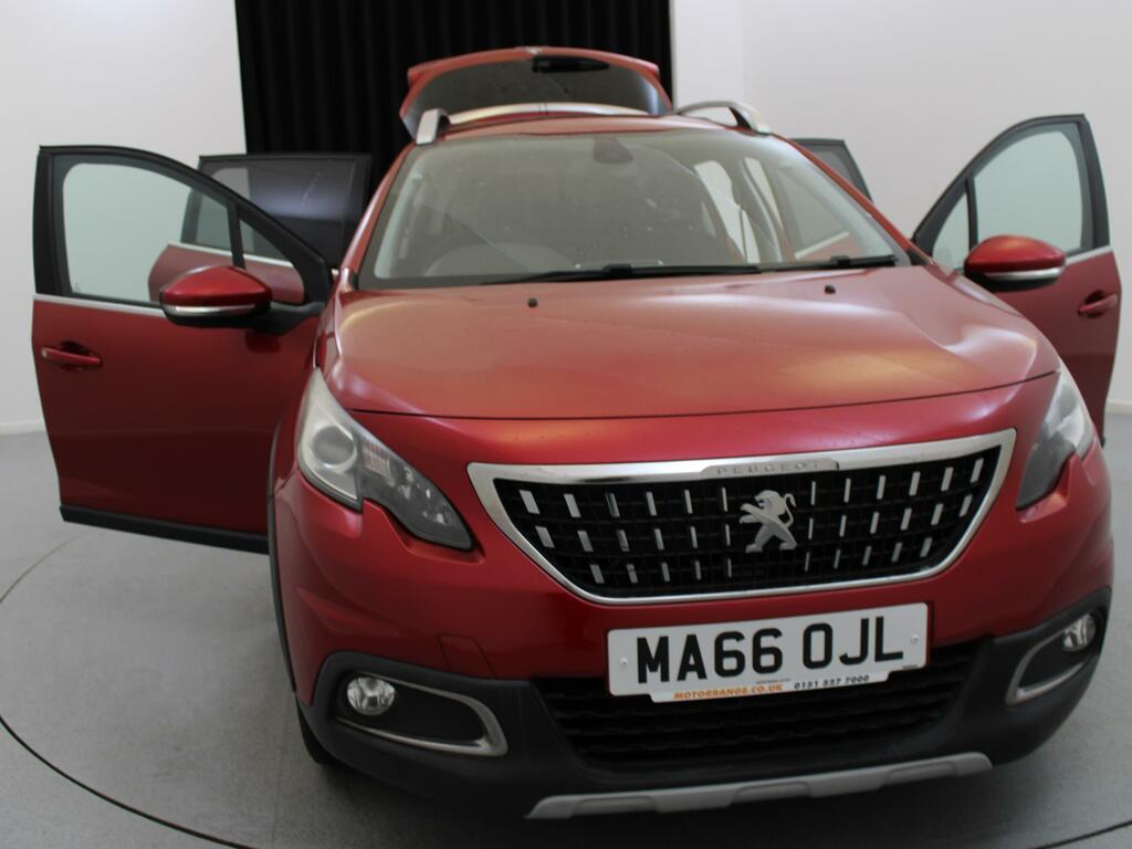 Peugeot 2008 Active Black #30