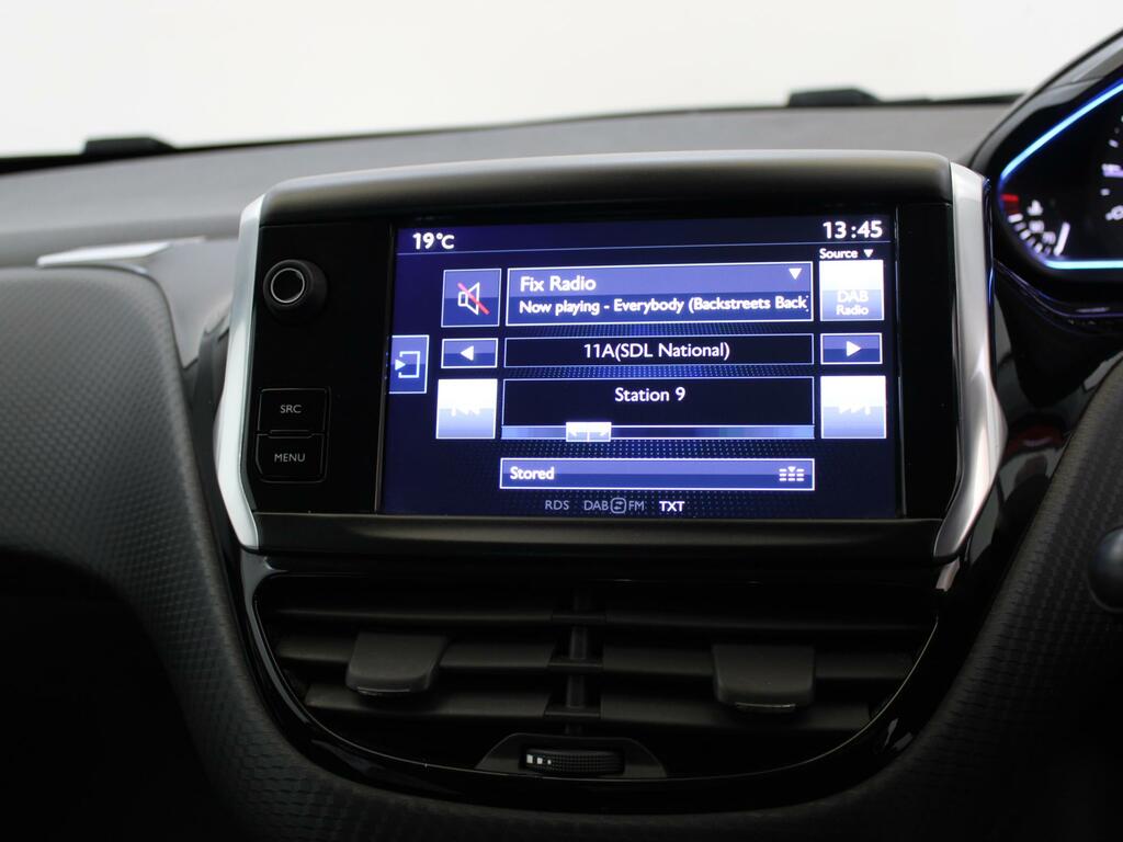 Peugeot 2008 Active Black #18
