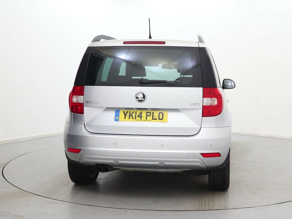 Skoda Yeti 2.0 Tdi Cr Elegance Silver #6
