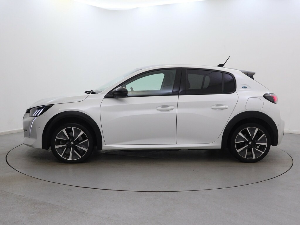 Peugeot e-208 100Kw Gt Premium 50Kwh White #4