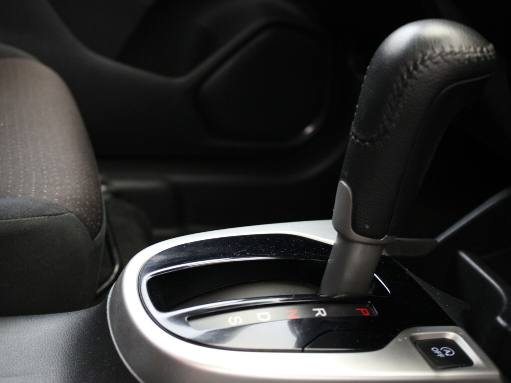 Honda Jazz 2016 66 I-vtec White #24