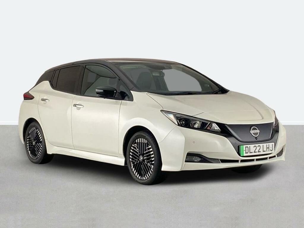 Nissan Leaf 110Kw N-connecta 39Kwh White