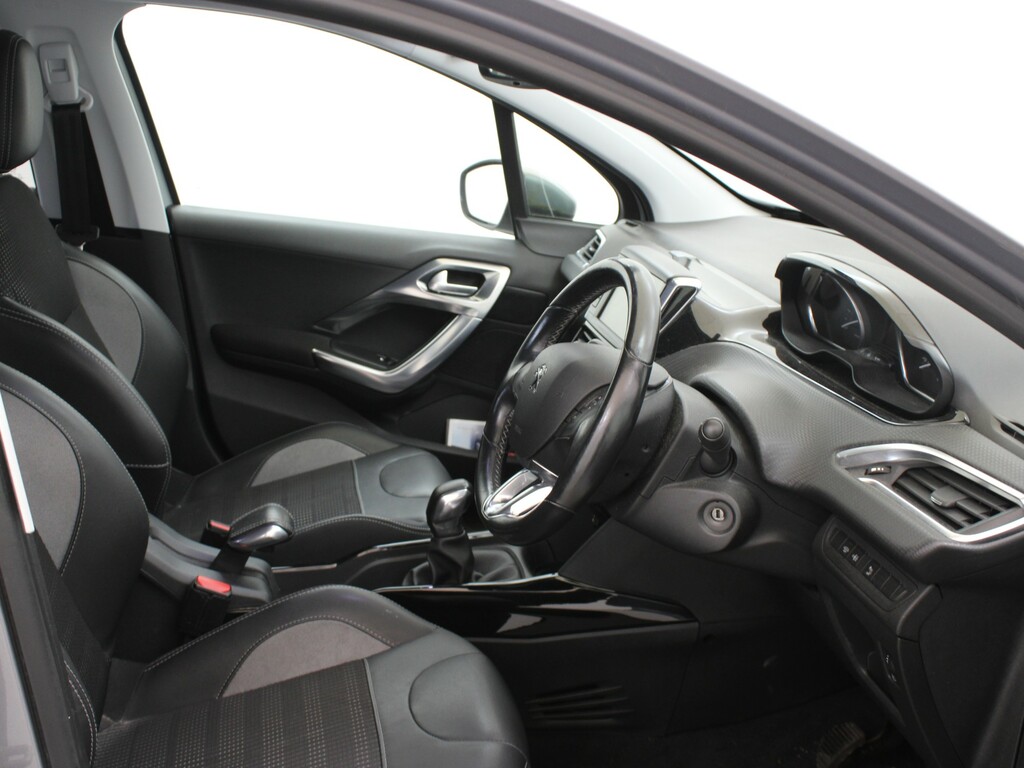 Peugeot 2008 1.2 Puretech Active Euro 6 Grey #9