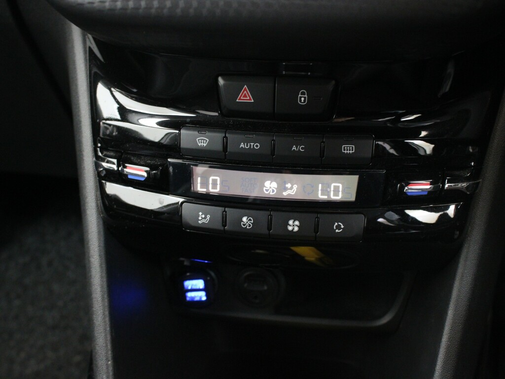 Peugeot 2008 1.2 Puretech Active Euro 6 Grey #17
