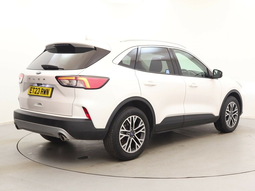 Ford Kuga 1.5 Ecoboost 150 Titanium Edition White #5