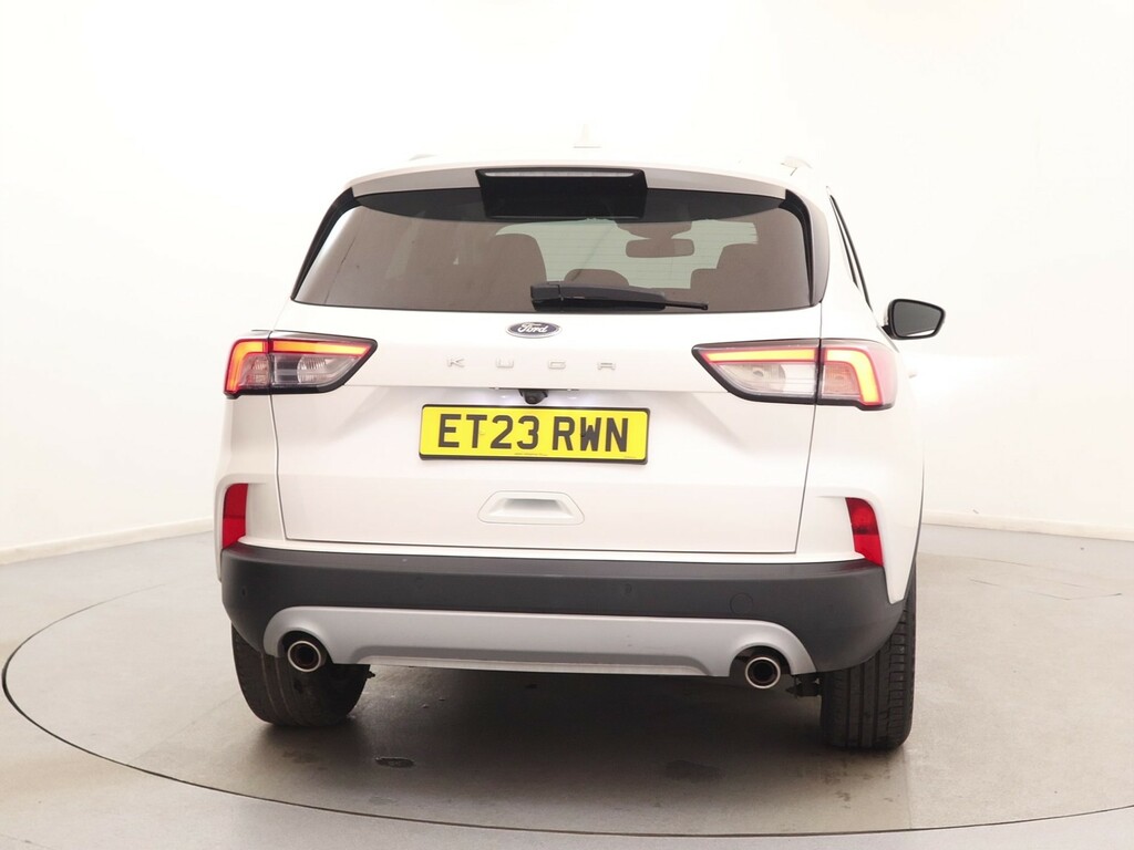 Ford Kuga 1.5 Ecoboost 150 Titanium Edition White #6