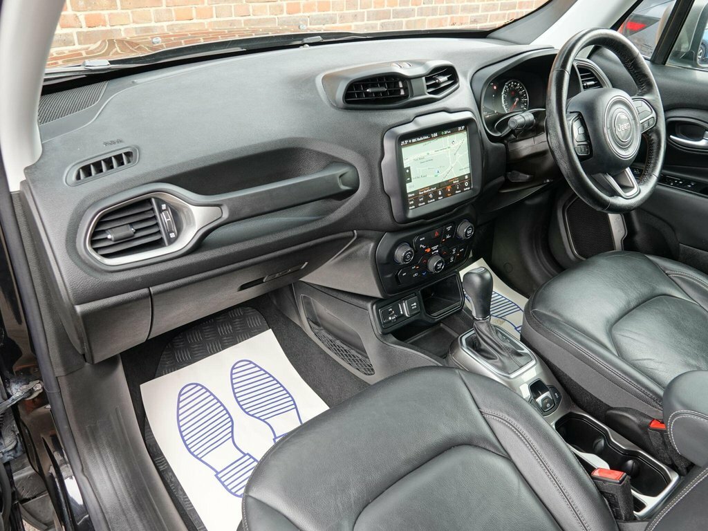 Jeep Renegade White #10