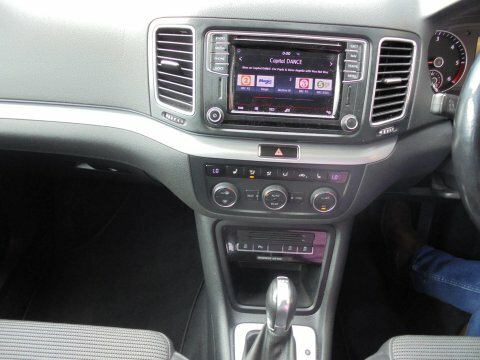 Volkswagen Sharan  White #9