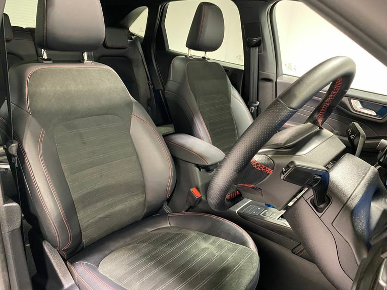 Ford Kuga 1.5 Turbo Ecoboost 150Ps 6 Spd St-line X Edition Silver #3
