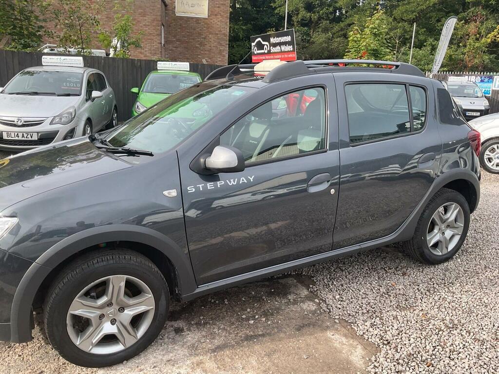 Dacia Sandero Stepway Sandero Stepway Ambiance Tce Red #95