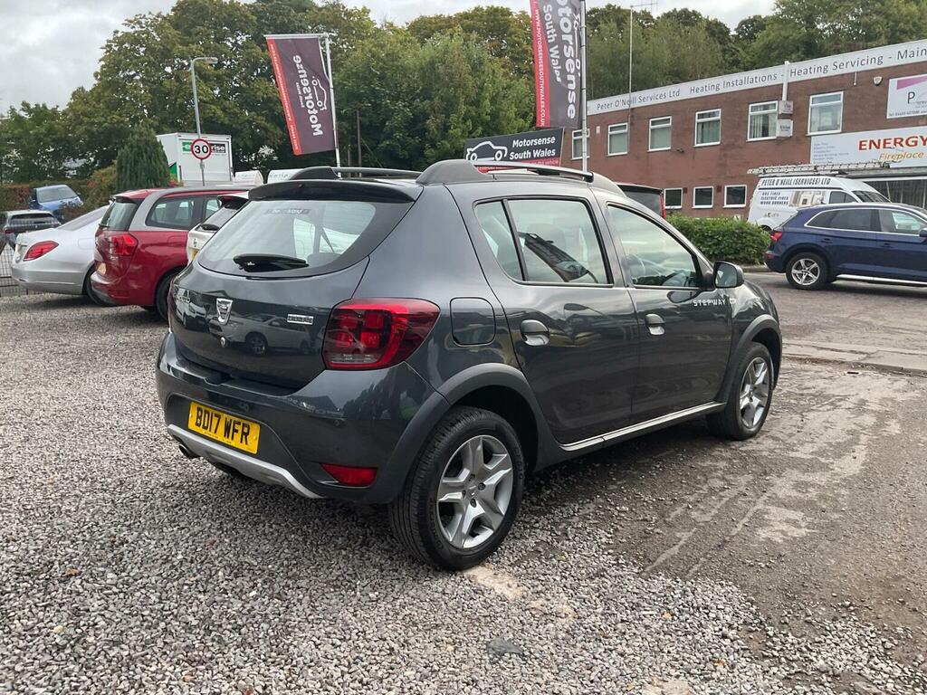 Dacia Sandero Stepway Sandero Stepway Ambiance Tce Red #69