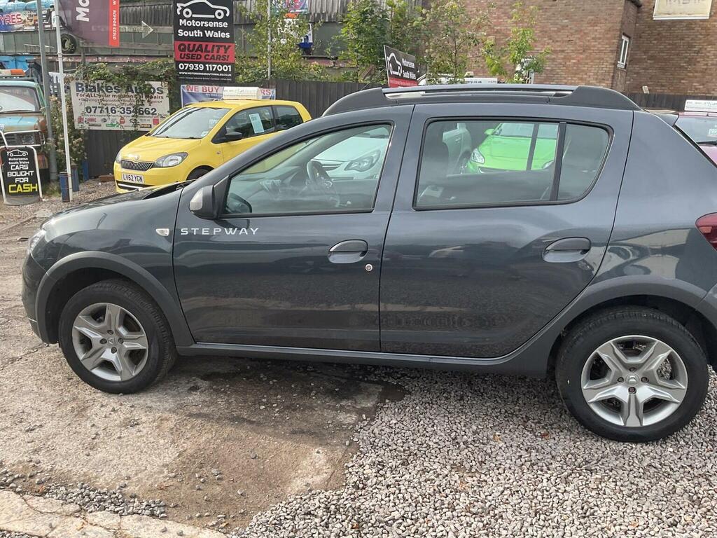 Dacia Sandero Stepway Sandero Stepway Ambiance Tce Red #93