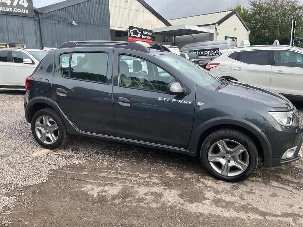 Dacia Sandero Stepway Sandero Stepway Ambiance Tce Red #55
