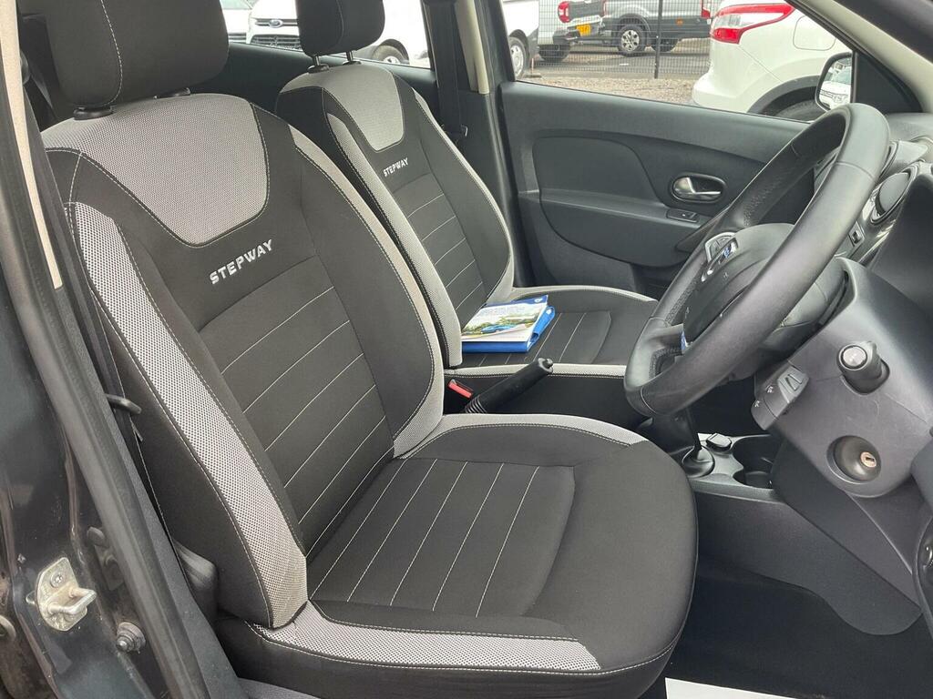 Dacia Sandero Stepway Sandero Stepway Ambiance Tce Red #25