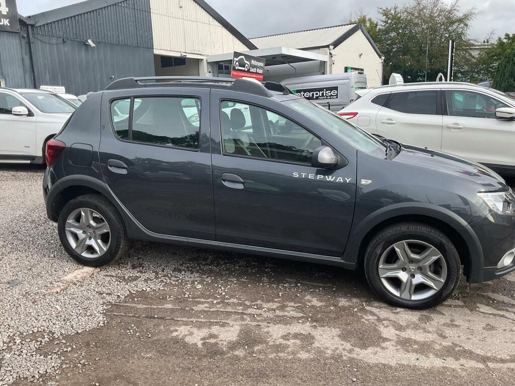 Dacia Sandero Stepway Sandero Stepway Ambiance Tce Red #56