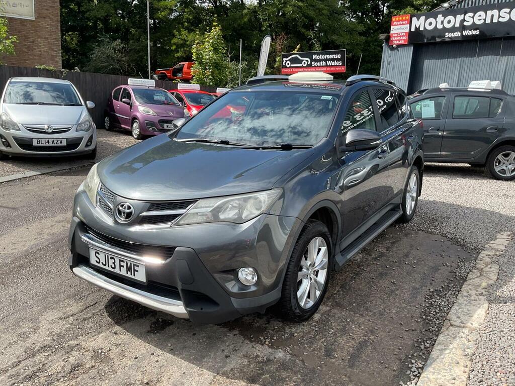 Toyota Rav 4 Suv White #29