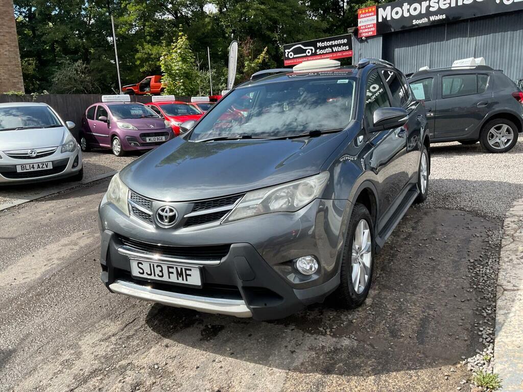 Toyota Rav 4 Suv White #27