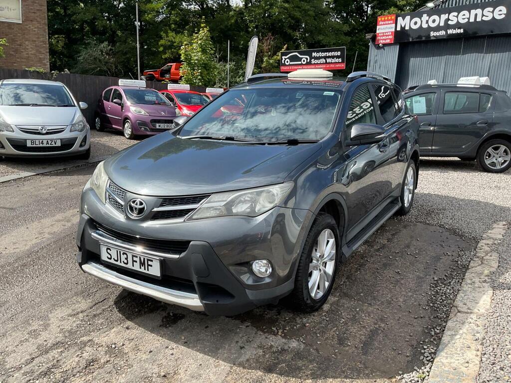 Toyota Rav 4 Suv White #28