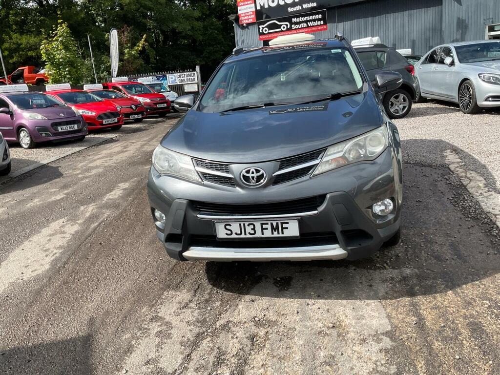 Toyota Rav 4 Suv White #38