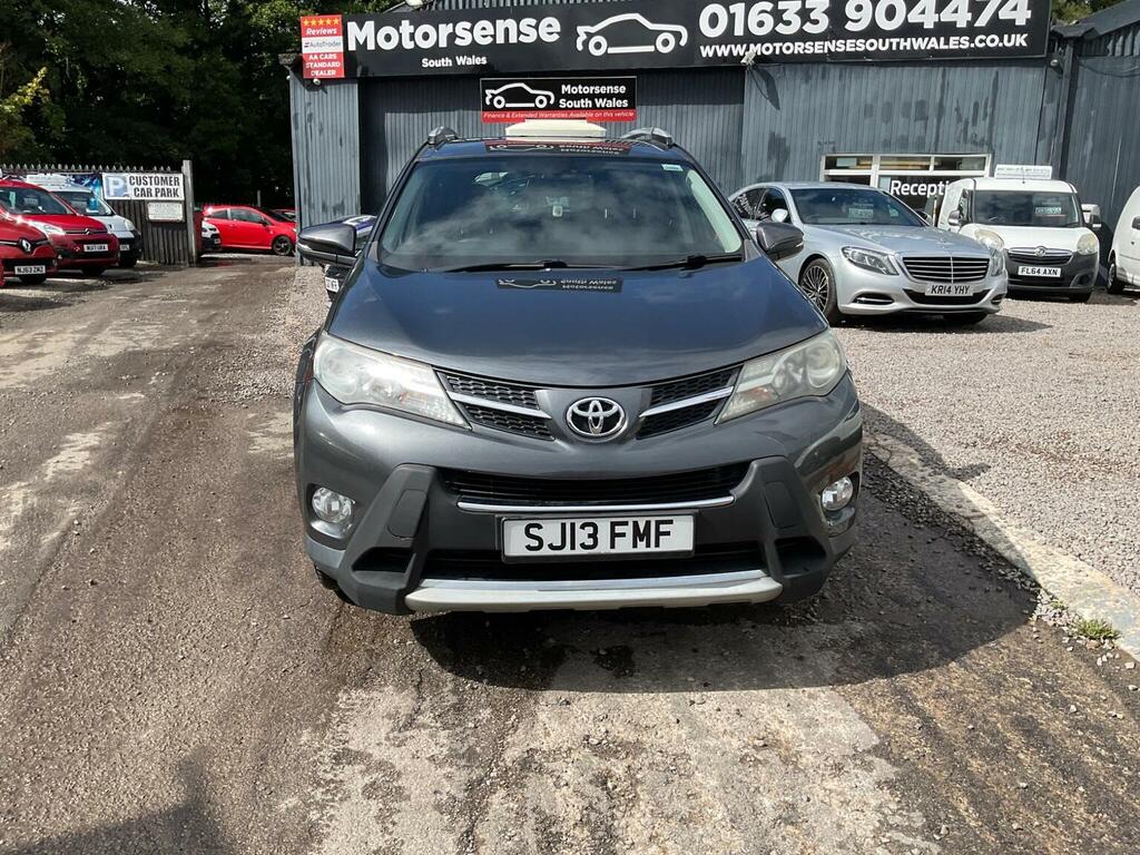 Toyota Rav 4 Suv White #35