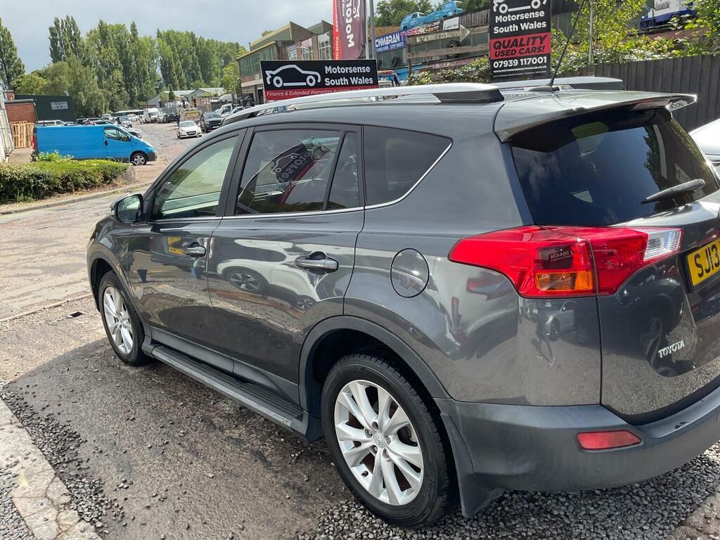 Toyota Rav 4 Suv White #92