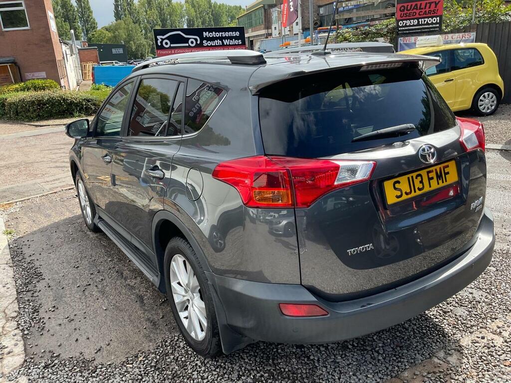 Toyota Rav 4 Suv White #95