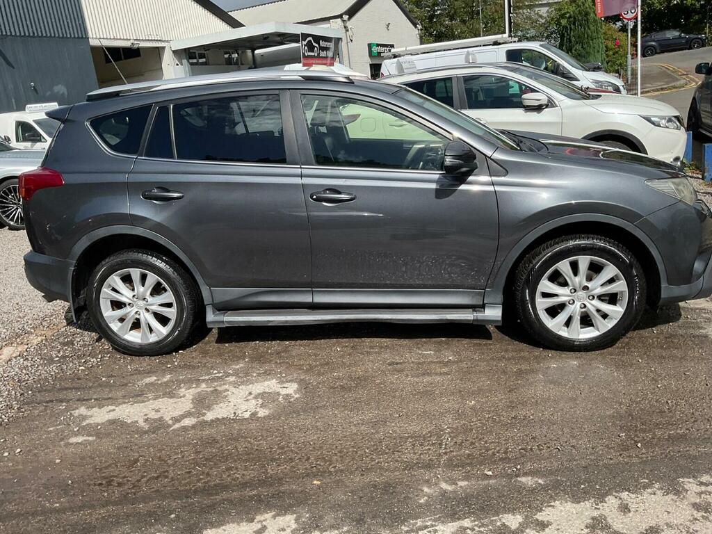 Toyota Rav 4 Suv White #56
