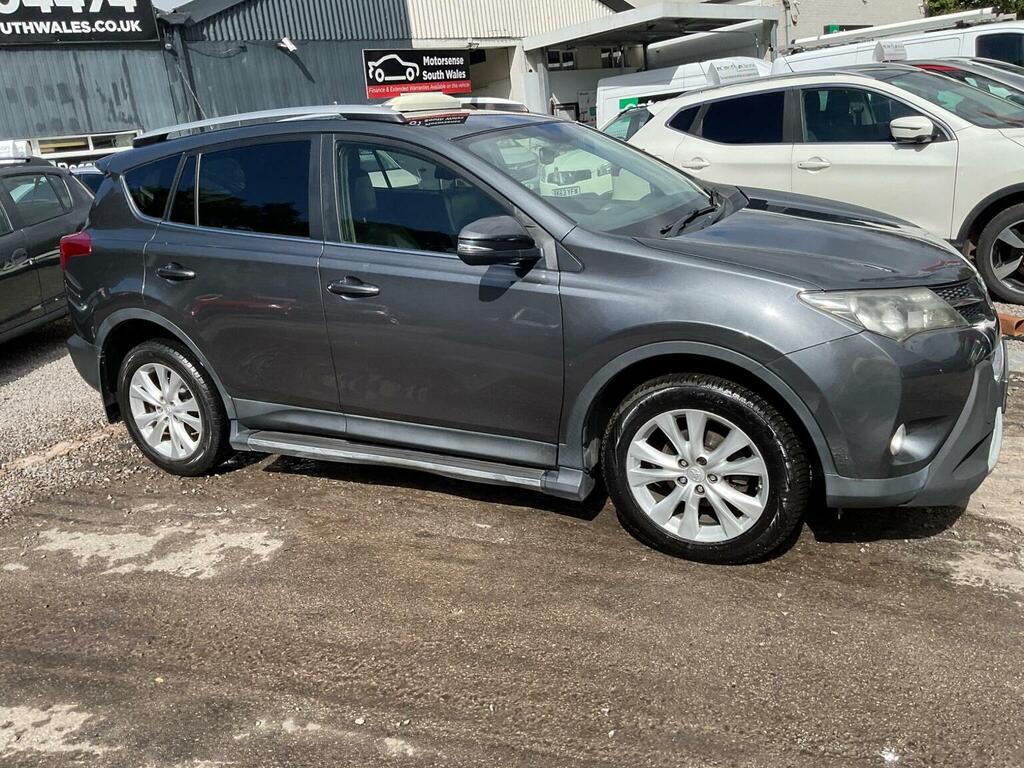 Toyota Rav 4 Suv White #53