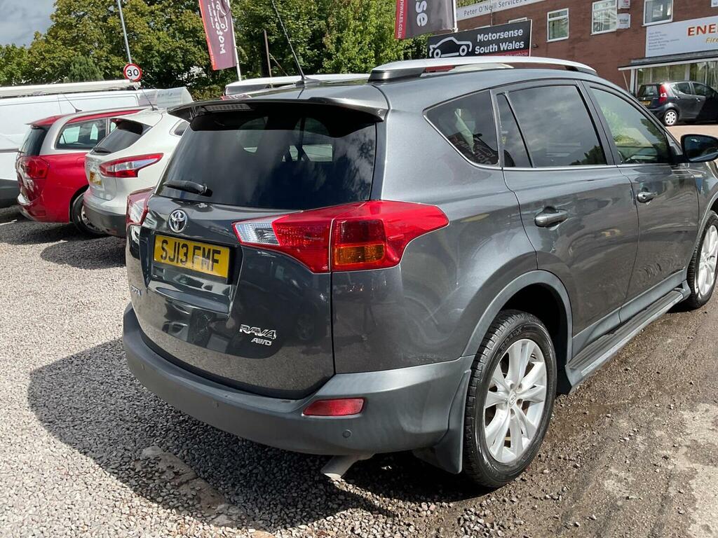 Toyota Rav 4 Suv White #78