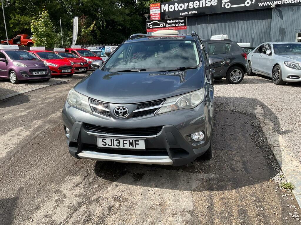 Toyota Rav 4 Suv White #39