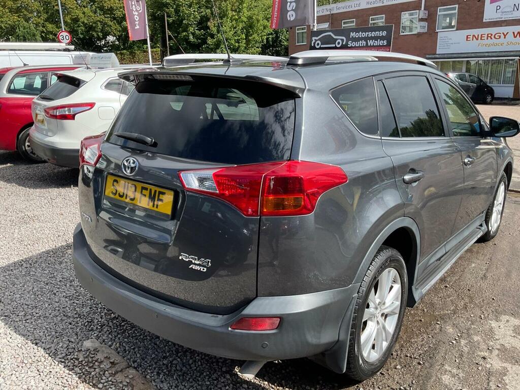 Toyota Rav 4 Suv White #77