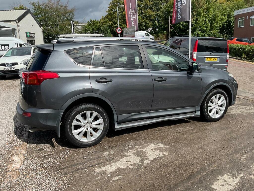 Toyota Rav 4 Suv White #66