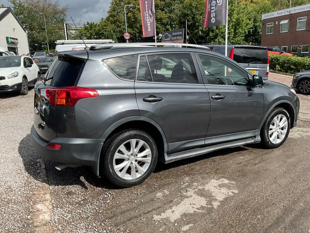 Toyota Rav 4 Suv White #74