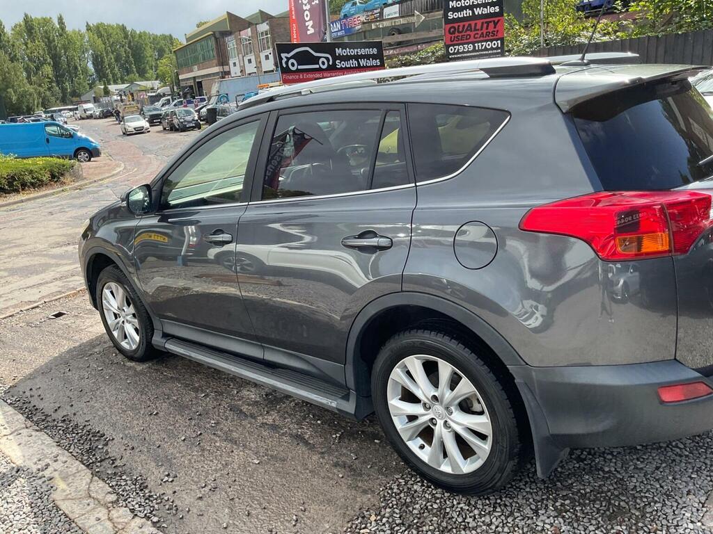 Toyota Rav 4 Suv White #98