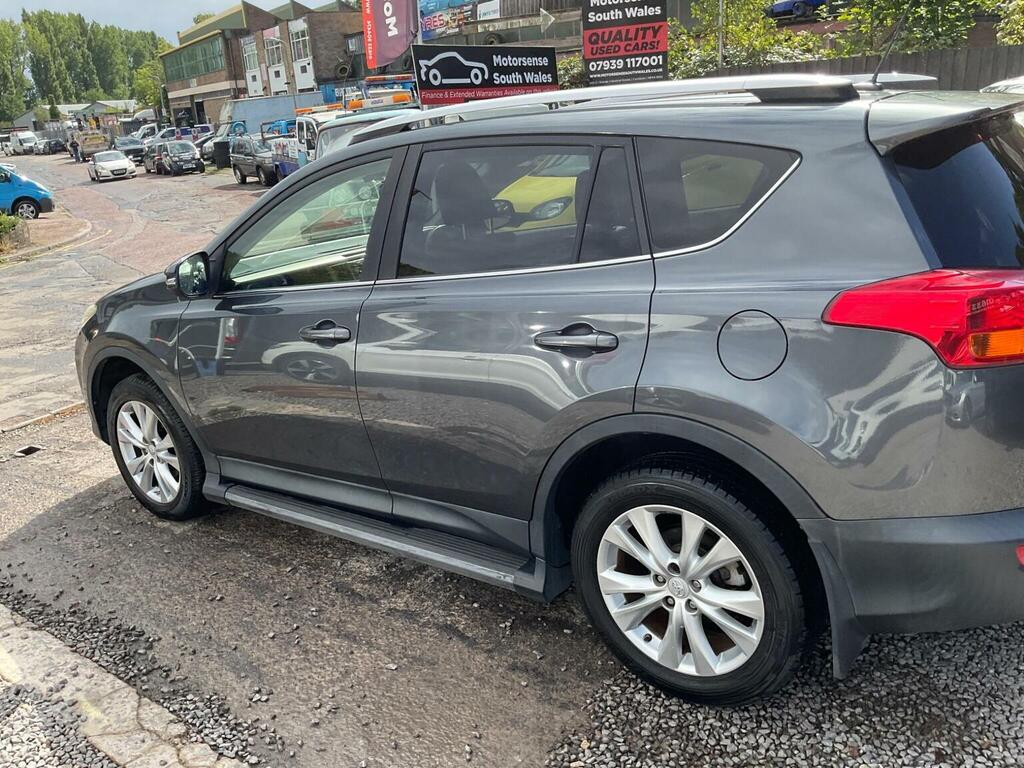 Toyota Rav 4 Suv White #97